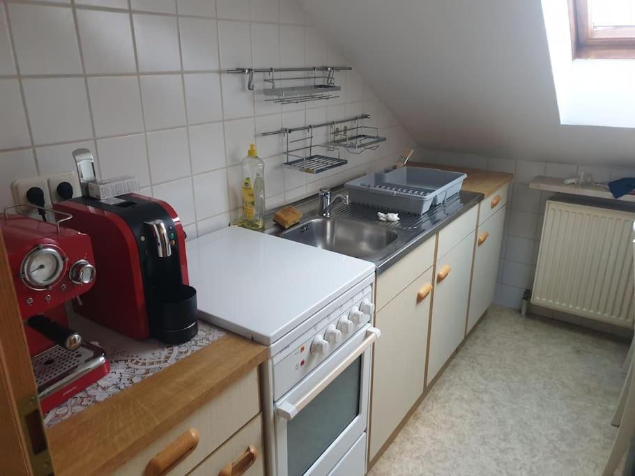 Schoene Wohnung Zentral إنغولشتات المظهر الخارجي الصورة